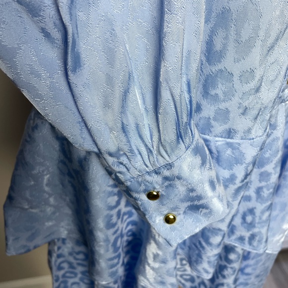 Sail to Sable Blue Animal Print Tiered Button Front Long Sleeve Dress Small - Picture 6 of 12